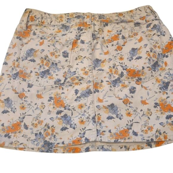GAP Skirt‎ Mini Denim Floral 5-Pocket Jeans Style Women's Sz 10 - Picture 2 of 11